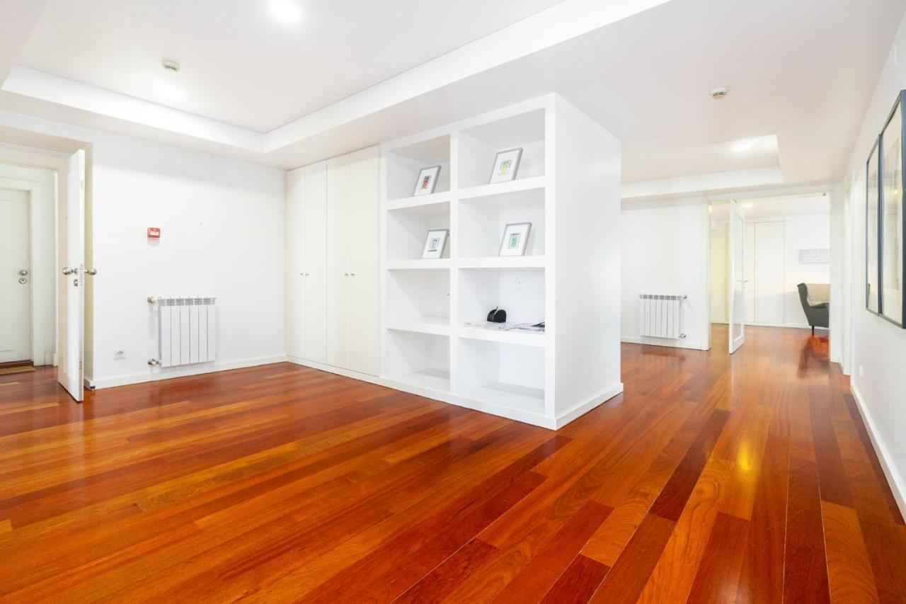 Whome | Luxury Chiado Prime Apartment Лиссабон Экстерьер фото
